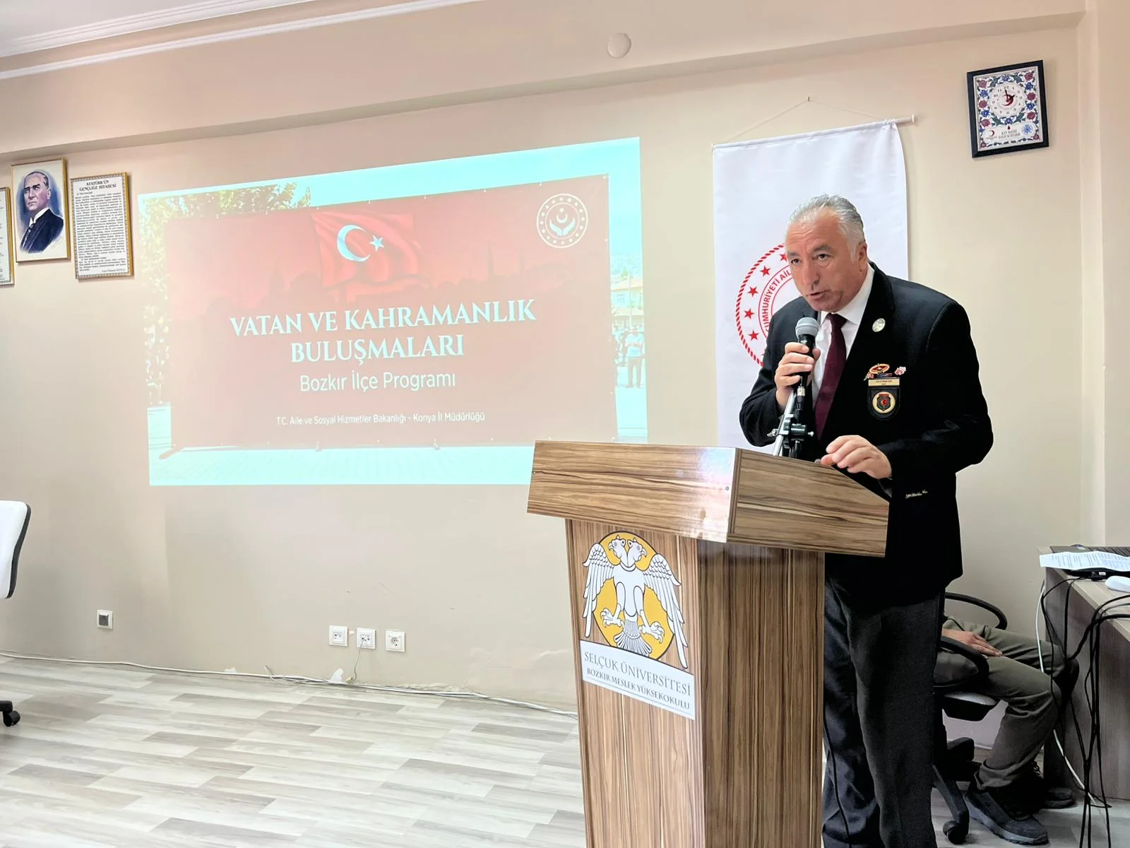 Yüksekokulumuzda Duygu Dolu Anlar: "Vatan ve Kahramanlık Buluşması"